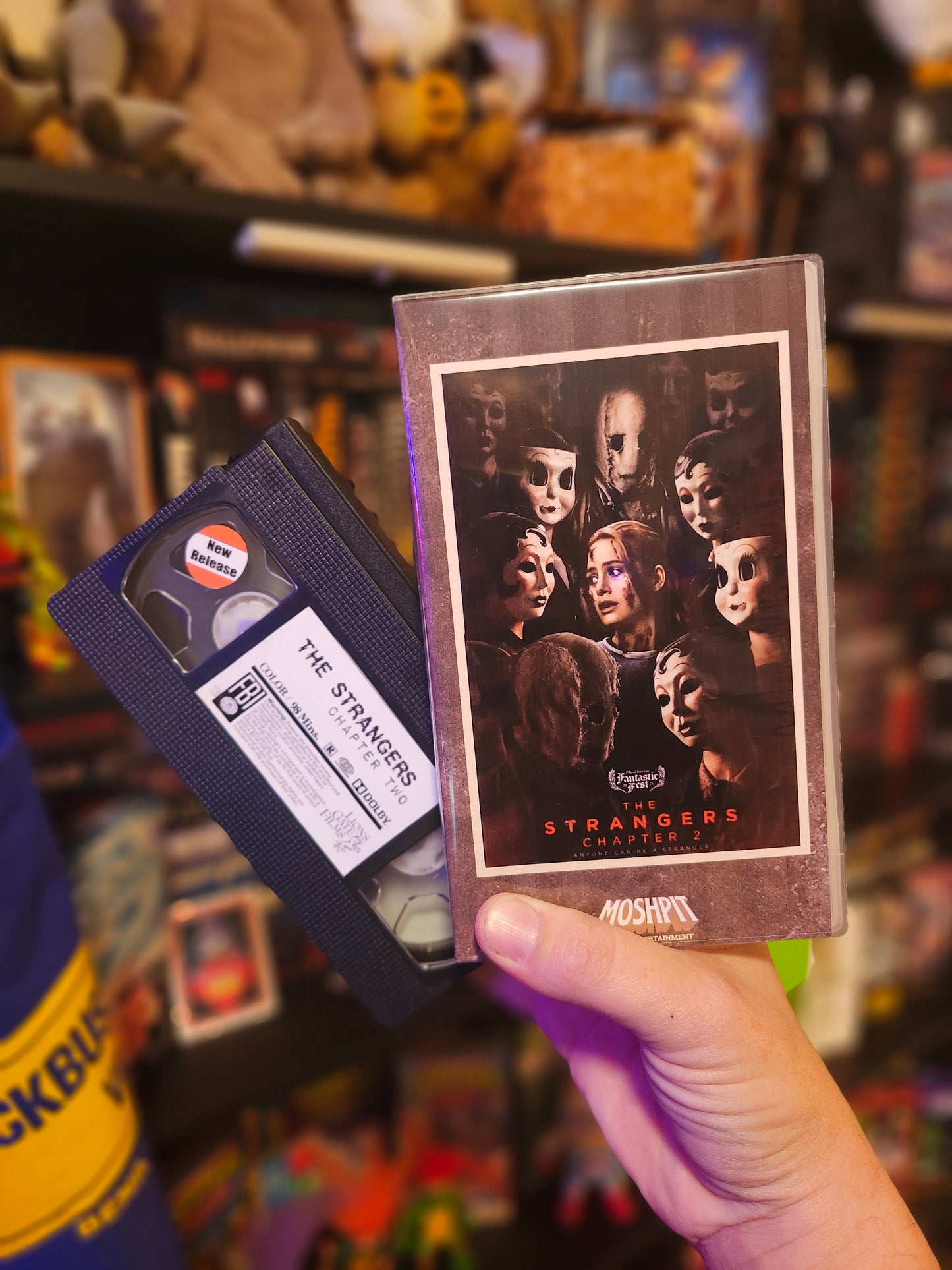 The Strangers : Chapter Two